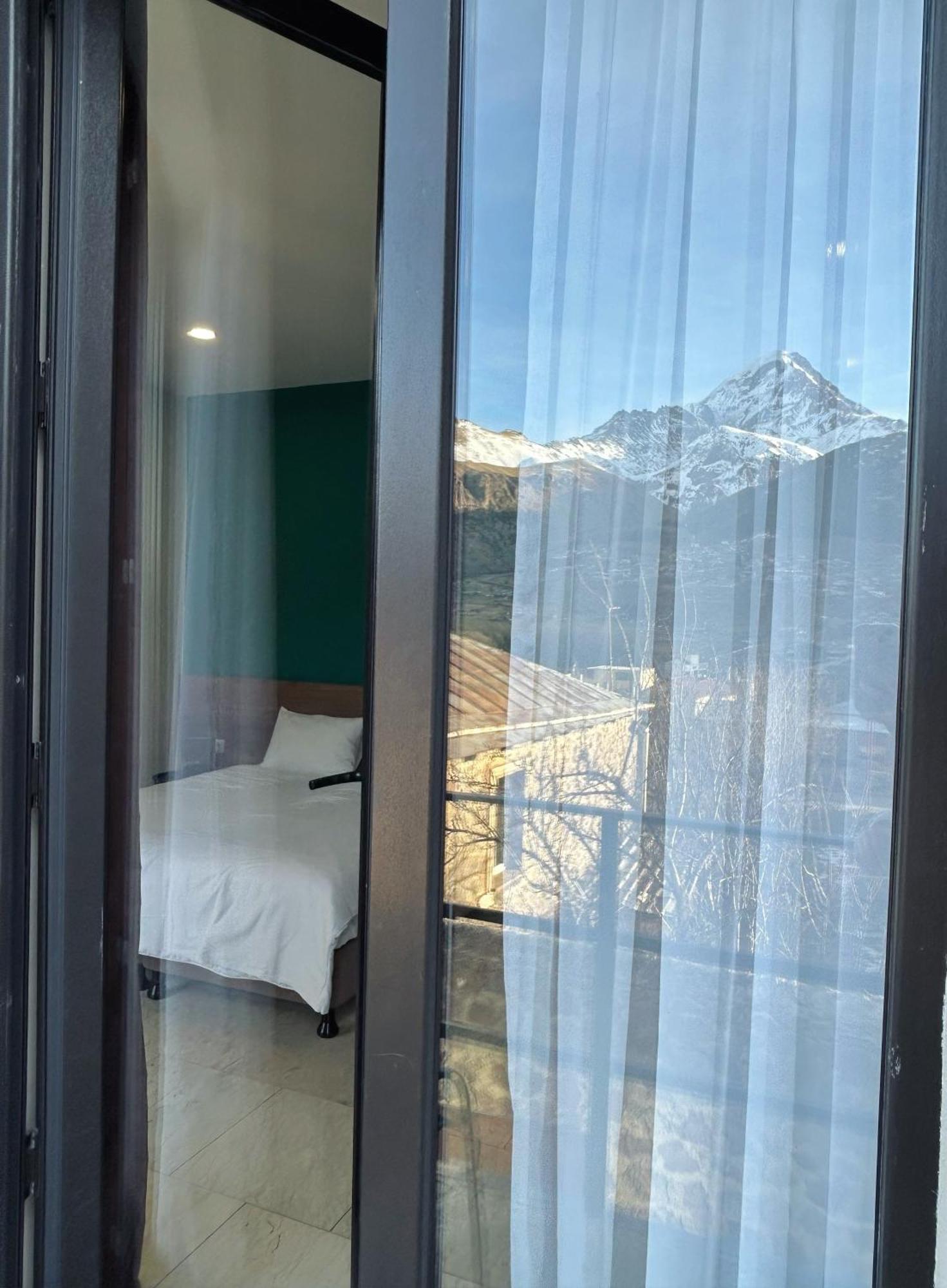 Гостевой дом Shushandi Kazbegi Экстерьер фото